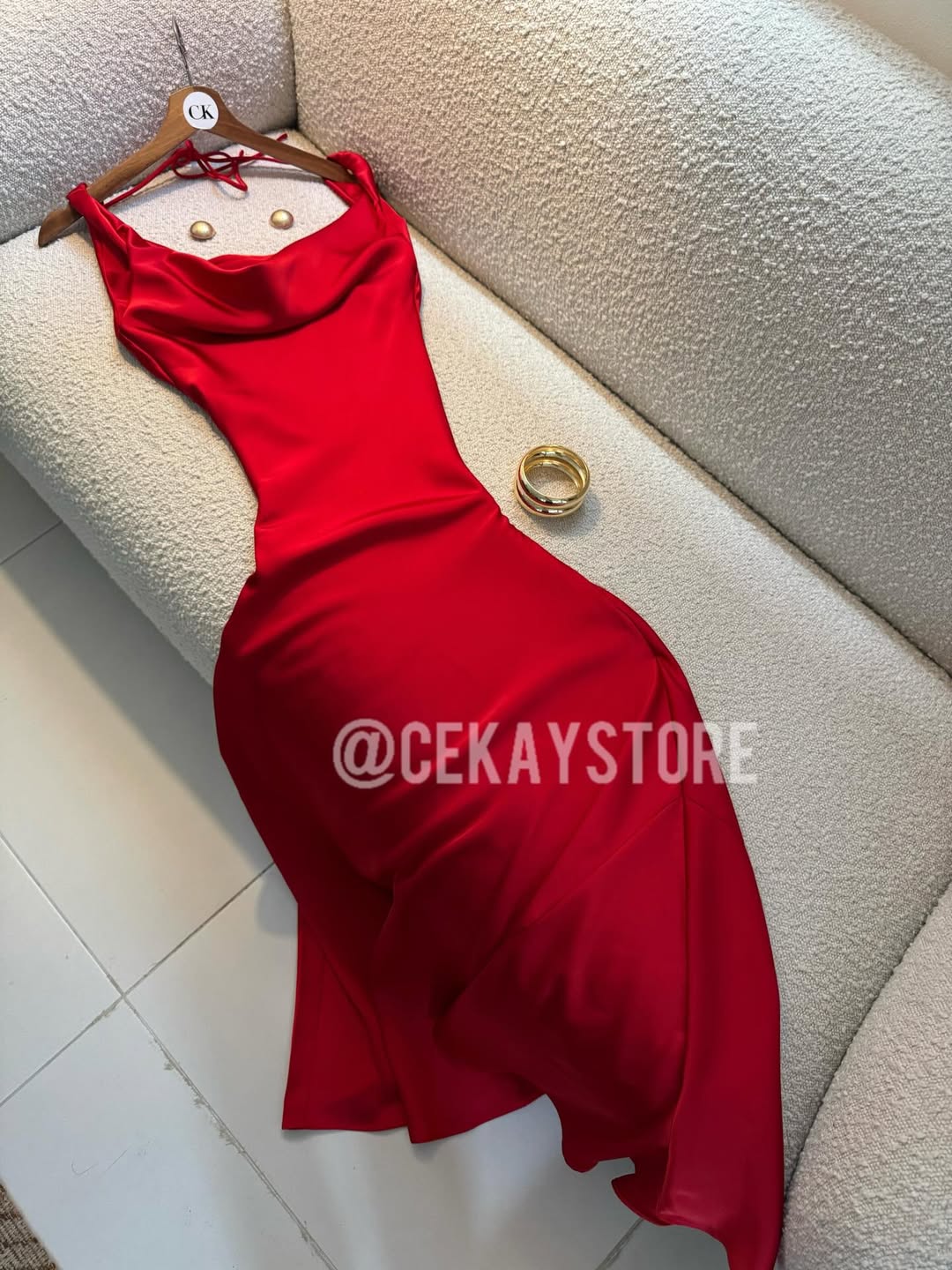 Quality dress